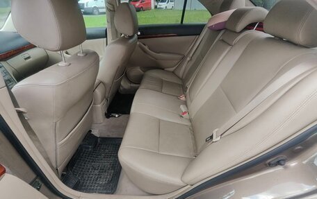 Toyota Avensis III рестайлинг, 2006 год, 1 100 000 рублей, 7 фотография