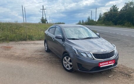 KIA Rio III рестайлинг, 2013 год, 663 000 рублей, 3 фотография