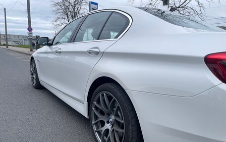 BMW 5 серия, 2016 год, 1 820 000 рублей, 8 фотография