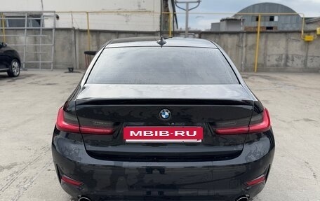 BMW 3 серия, 2020 год, 3 200 000 рублей, 3 фотография