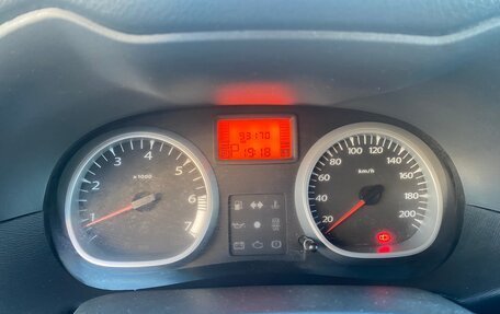 Renault Duster I рестайлинг, 2012 год, 750 000 рублей, 14 фотография