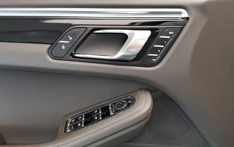 Porsche Macan I рестайлинг, 2015 год, 2 870 000 рублей, 14 фотография