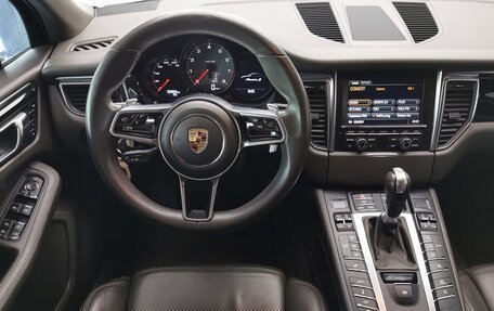 Porsche Macan I рестайлинг, 2015 год, 2 870 000 рублей, 16 фотография