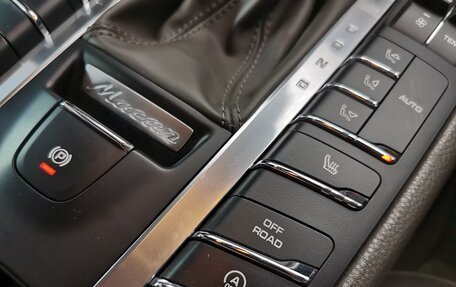 Porsche Macan I рестайлинг, 2015 год, 2 870 000 рублей, 31 фотография