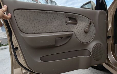 KIA Rio II, 2005 год, 300 000 рублей, 16 фотография