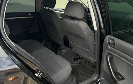 Volkswagen Golf V, 2004 год, 750 000 рублей, 6 фотография