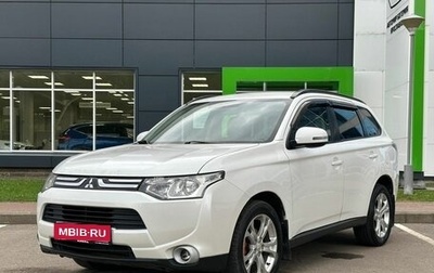 Mitsubishi Outlander III рестайлинг 3, 2012 год, 1 299 000 рублей, 1 фотография