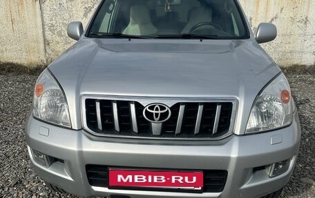 Toyota Land Cruiser Prado 120 рестайлинг, 2003 год, 2 000 000 рублей, 1 фотография