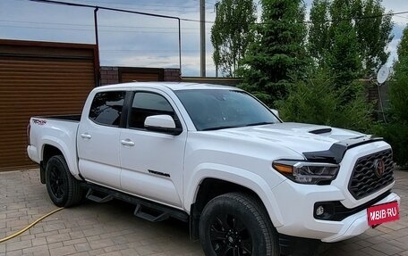 Toyota Tacoma III, 2022 год, 4 200 000 рублей, 1 фотография