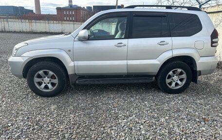 Toyota Land Cruiser Prado 120 рестайлинг, 2003 год, 2 000 000 рублей, 3 фотография