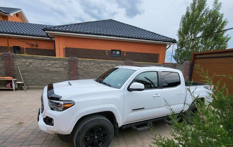 Toyota Tacoma III, 2022 год, 4 200 000 рублей, 9 фотография