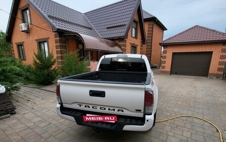 Toyota Tacoma III, 2022 год, 4 200 000 рублей, 7 фотография