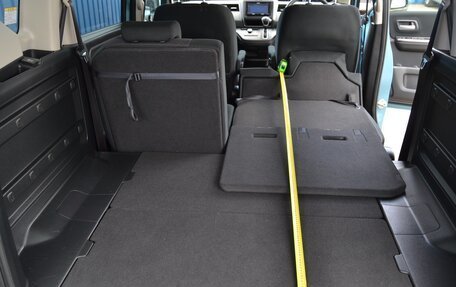 Honda Freed II, 2018 год, 1 580 000 рублей, 21 фотография
