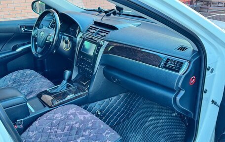 Toyota Camry, 2017 год, 2 500 000 рублей, 24 фотография
