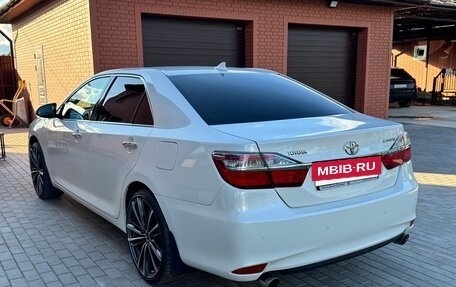 Toyota Camry, 2017 год, 2 500 000 рублей, 10 фотография