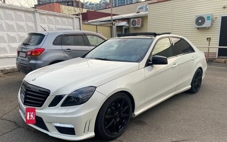 Mercedes-Benz E-Класс, 2011 год, 1 500 000 рублей, 2 фотография