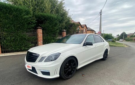 Mercedes-Benz E-Класс, 2011 год, 1 500 000 рублей, 9 фотография
