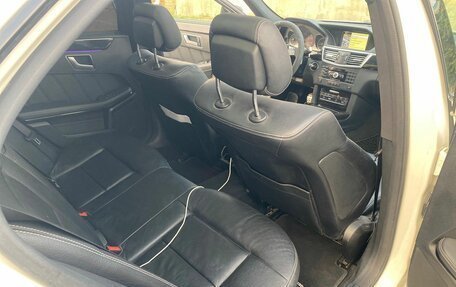 Mercedes-Benz E-Класс, 2011 год, 1 500 000 рублей, 10 фотография
