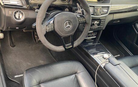 Mercedes-Benz E-Класс, 2011 год, 1 500 000 рублей, 14 фотография