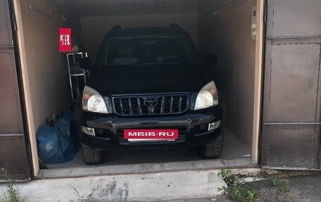 Toyota Land Cruiser Prado 120 рестайлинг, 2008 год, 2 035 000 рублей, 11 фотография