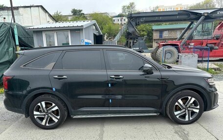 KIA Carnival, 2021 год, 2 400 000 рублей, 2 фотография