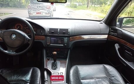 BMW 5 серия, 2001 год, 700 000 рублей, 18 фотография