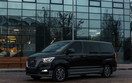 Hyundai Grand Starex Grand Starex I рестайлинг 2, 2020 год, 4 250 000 рублей, 14 фотография