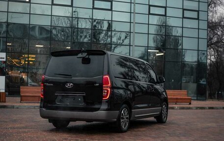 Hyundai Grand Starex Grand Starex I рестайлинг 2, 2020 год, 4 250 000 рублей, 27 фотография