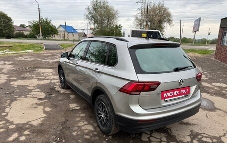 Volkswagen Tiguan II, 2020 год, 2 700 000 рублей, 4 фотография