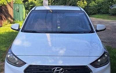 Hyundai Solaris II рестайлинг, 2017 год, 740 000 рублей, 1 фотография