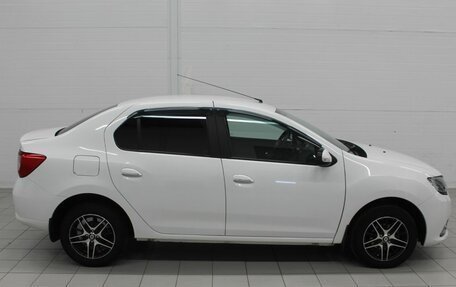 Renault Logan II, 2018 год, 970 000 рублей, 5 фотография