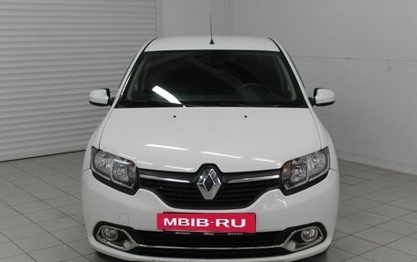 Renault Logan II, 2018 год, 970 000 рублей, 2 фотография