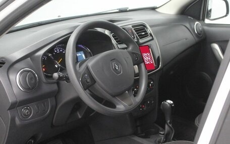 Renault Logan II, 2018 год, 970 000 рублей, 21 фотография