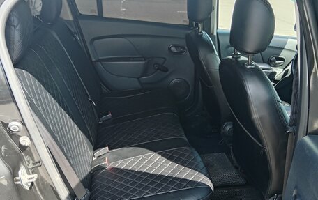 Renault Logan II, 2016 год, 700 000 рублей, 6 фотография