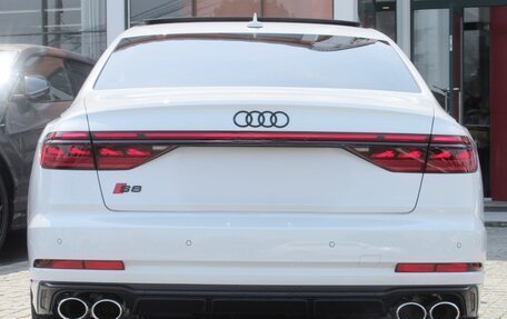 Audi S8, 2023 год, 15 000 000 рублей, 3 фотография