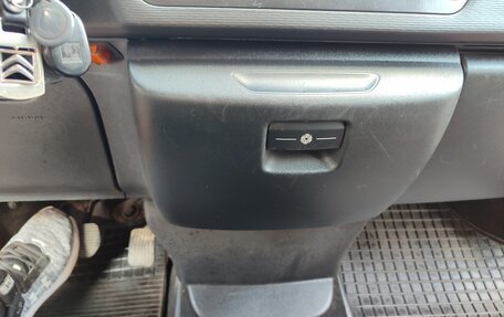 Citroen C4 Picasso II рестайлинг, 2008 год, 1 170 000 рублей, 19 фотография
