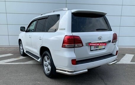 Toyota Land Cruiser 200, 2011 год, 2 740 000 рублей, 9 фотография