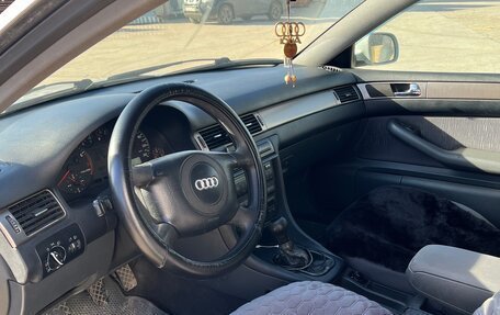Audi A6, 1998 год, 300 000 рублей, 10 фотография
