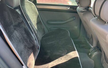 Audi A6, 1998 год, 300 000 рублей, 13 фотография
