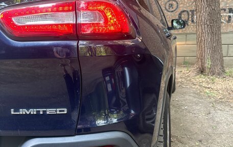 Jeep Cherokee, 2015 год, 1 900 000 рублей, 24 фотография