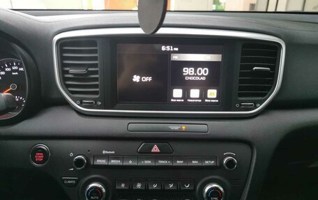 KIA Sportage IV рестайлинг, 2020 год, 2 250 000 рублей, 27 фотография