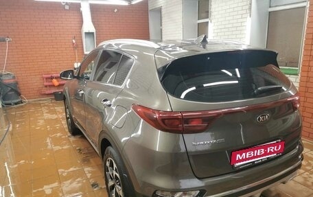 KIA Sportage IV рестайлинг, 2020 год, 2 250 000 рублей, 11 фотография
