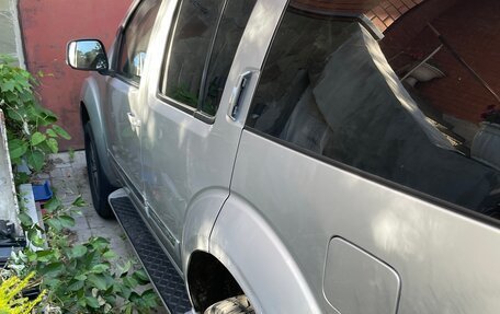 Nissan Pathfinder, 2011 год, 1 650 000 рублей, 22 фотография