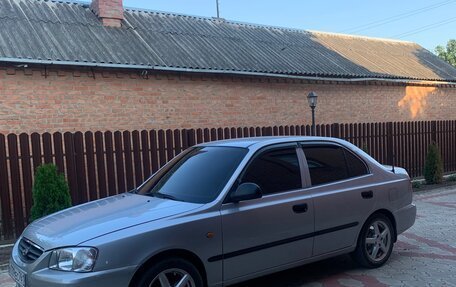 Hyundai Accent II, 2006 год, 650 000 рублей, 1 фотография