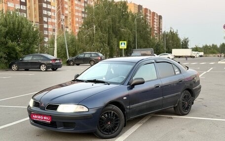 Mitsubishi Carisma I, 2001 год, 300 000 рублей, 1 фотография