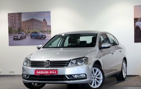Volkswagen Passat B7, 2011 год, 1 050 000 рублей, 1 фотография