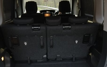 Toyota Roomy I, 2018 год, 1 050 000 рублей, 11 фотография