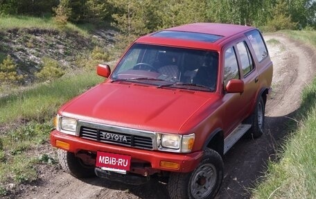 Toyota Hilux Surf III рестайлинг, 1992 год, 500 000 рублей, 4 фотография