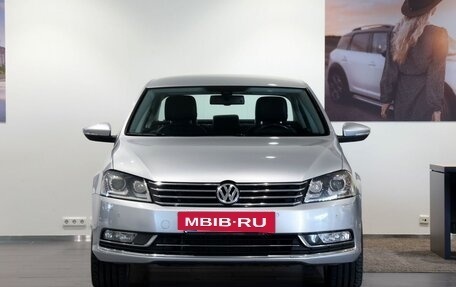 Volkswagen Passat B7, 2011 год, 1 050 000 рублей, 2 фотография