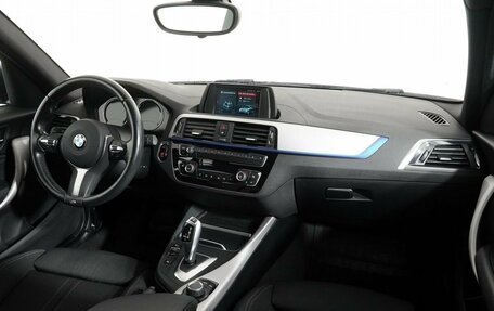 BMW 1 серия, 2018 год, 1 890 000 рублей, 14 фотография